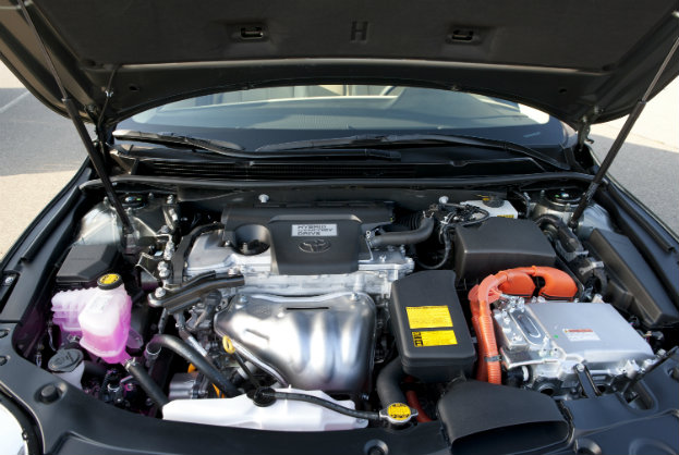 2015 Toyota Avalon Hybrid engine