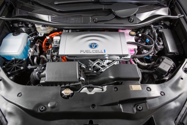 2016 Toyota Estima engine