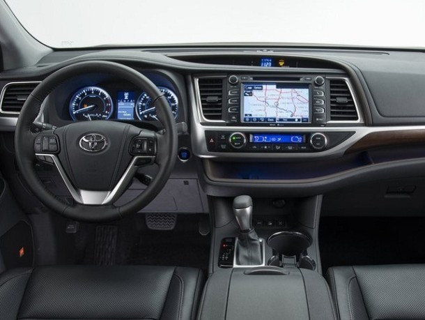 2016 Toyota Fortuner interior