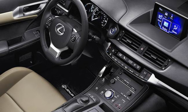 2017 Lexus CT 200h interior 2